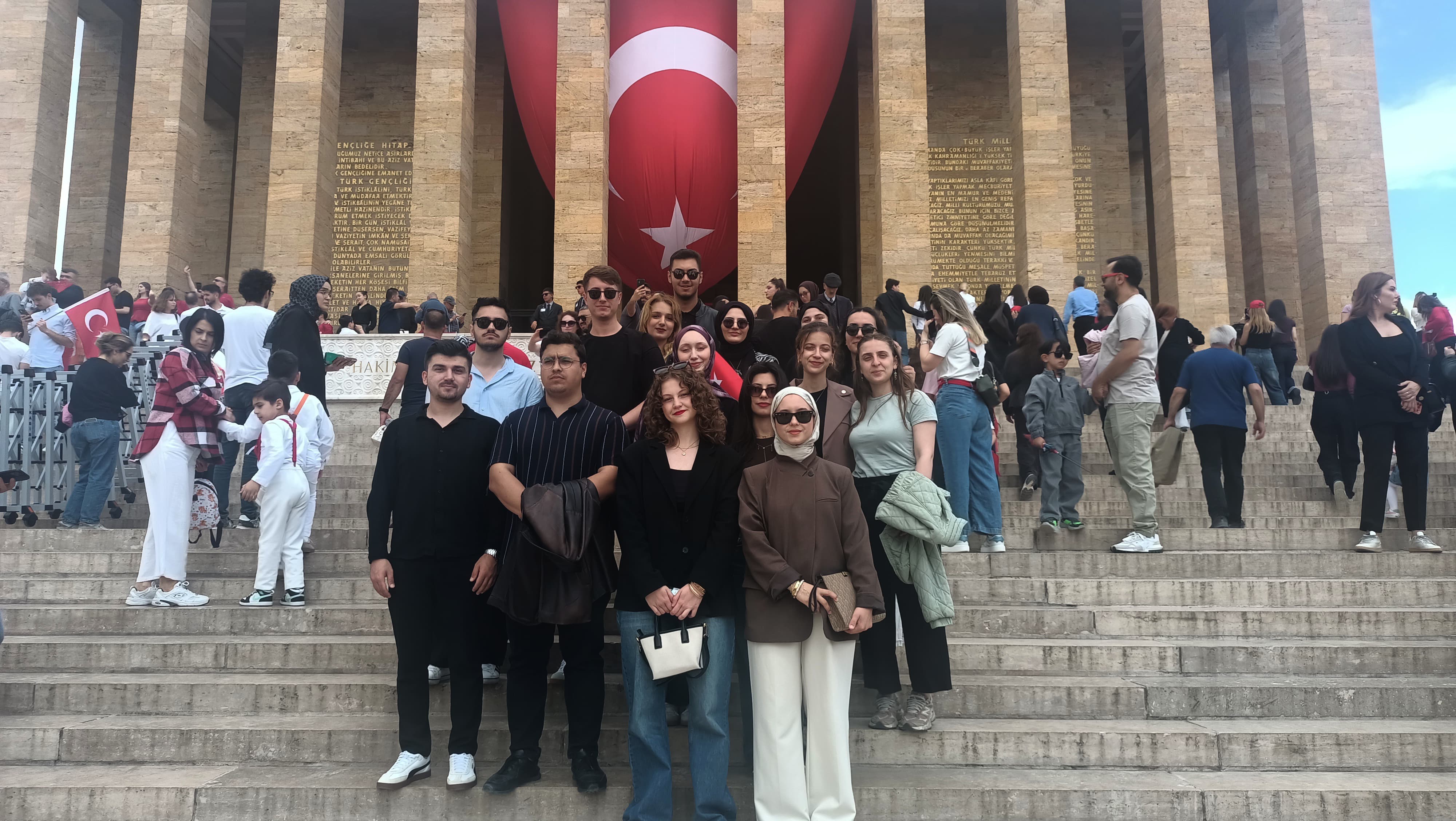 Anıtkabir Ziyareti Grup Fotoğrafı